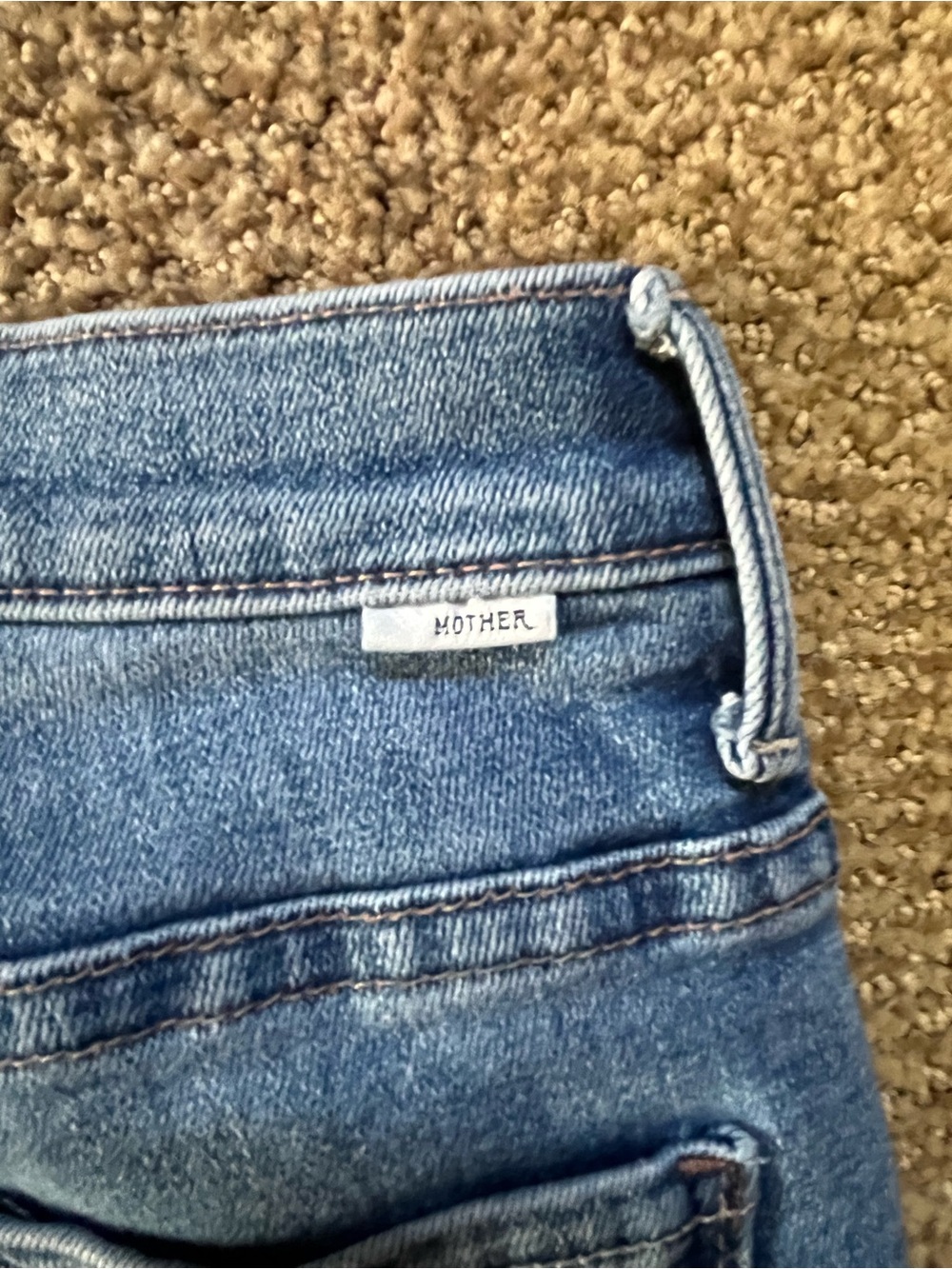 MOTHER The Weekender Fray Blue Jeans - Picture 8 of 8